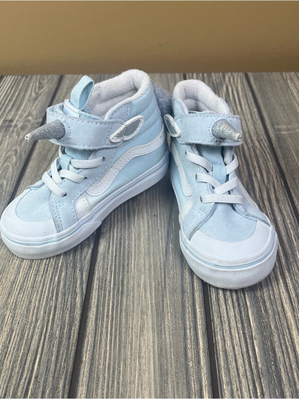 VANS Unicorn Toddler Girl Sneakers Size 6C